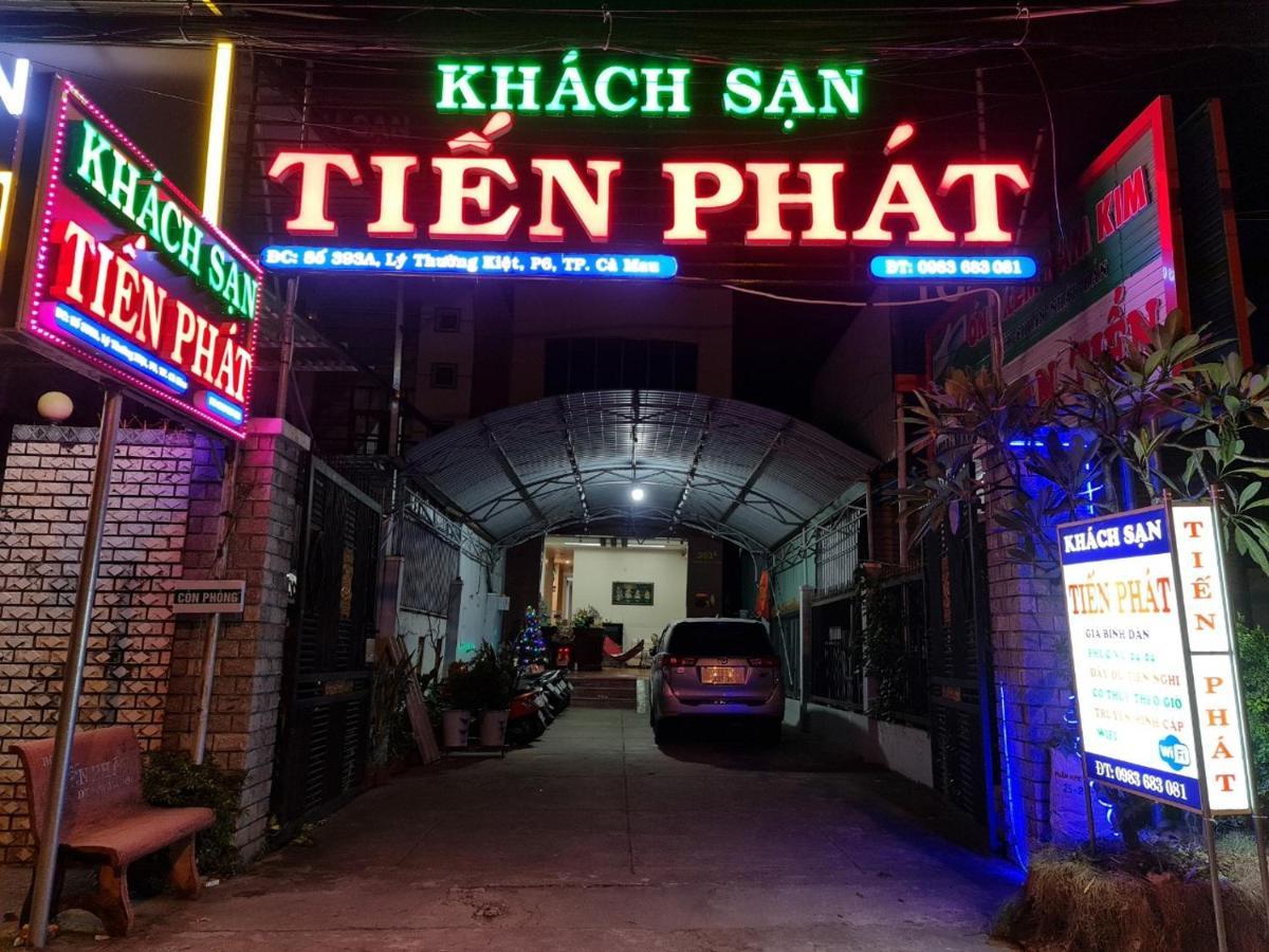 Khach San Tien Phat Ca Mau Bagian luar foto