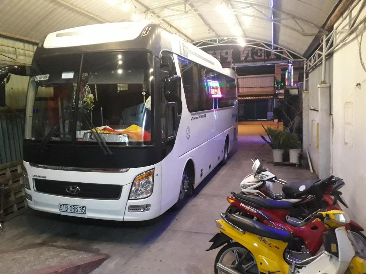 Khach San Tien Phat Ca Mau Bagian luar foto