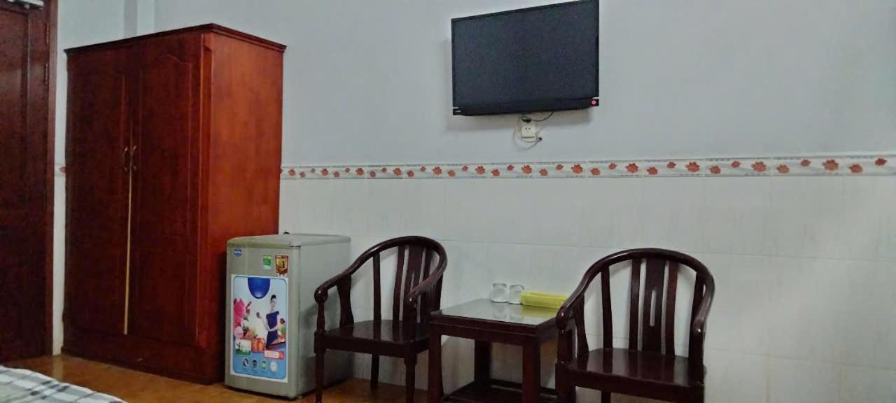 Khach San Tien Phat Ca Mau Bagian luar foto